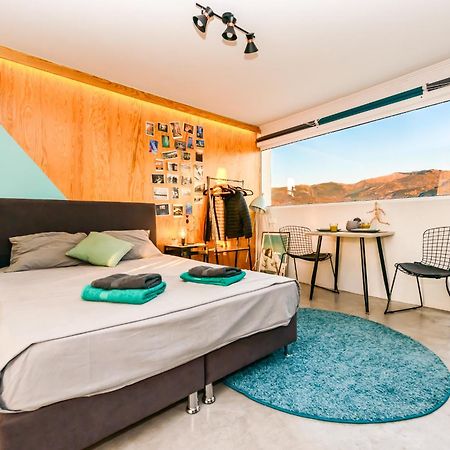 Lucy In The Sky With Diamonds Apartment Kalamata Exterior photo